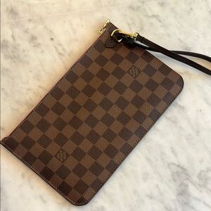 Louis Vuitton monogram great condition